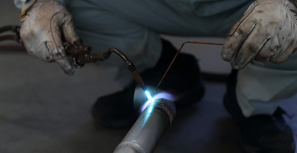 写真：溶接作業