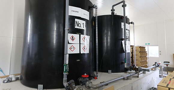 画像:次亜塩素酸のタンク